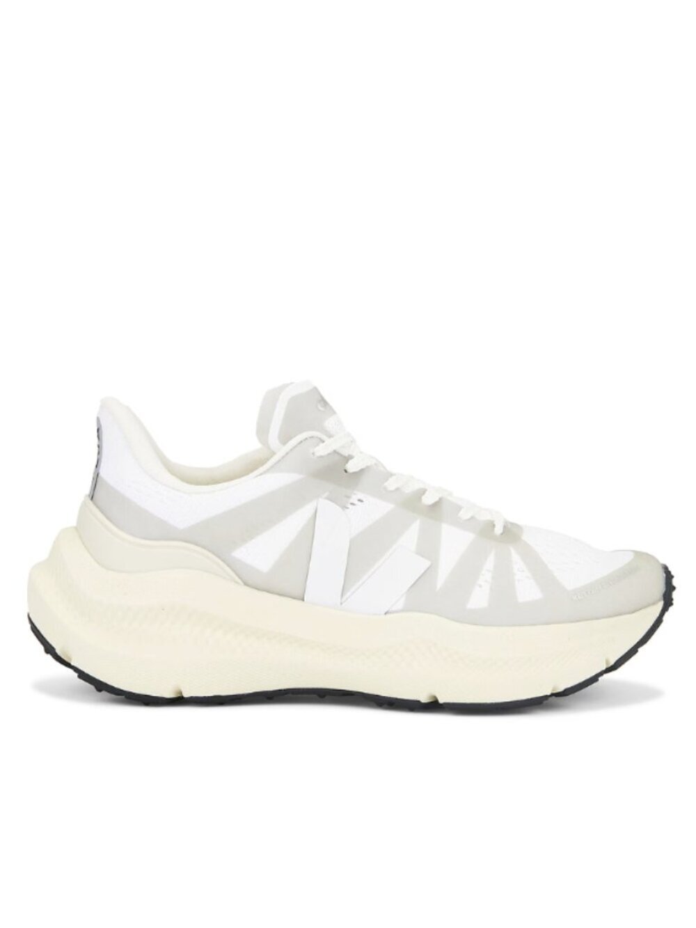 Veja Condor 3 Advanced Sneaker in Full White size 36
